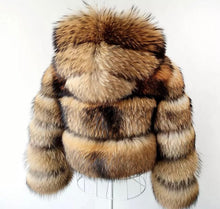 Načítať obrázok do zobrazovača galérie, Dámsky pravý kožuch z mývala s kapucňou OLIVIA Topkozuchy.sk