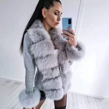 Načítať obrázok do zobrazovača galérie, Dámsky svetrík s pravou kožušinou z líšky DEBBIE Topkozuchy.sk