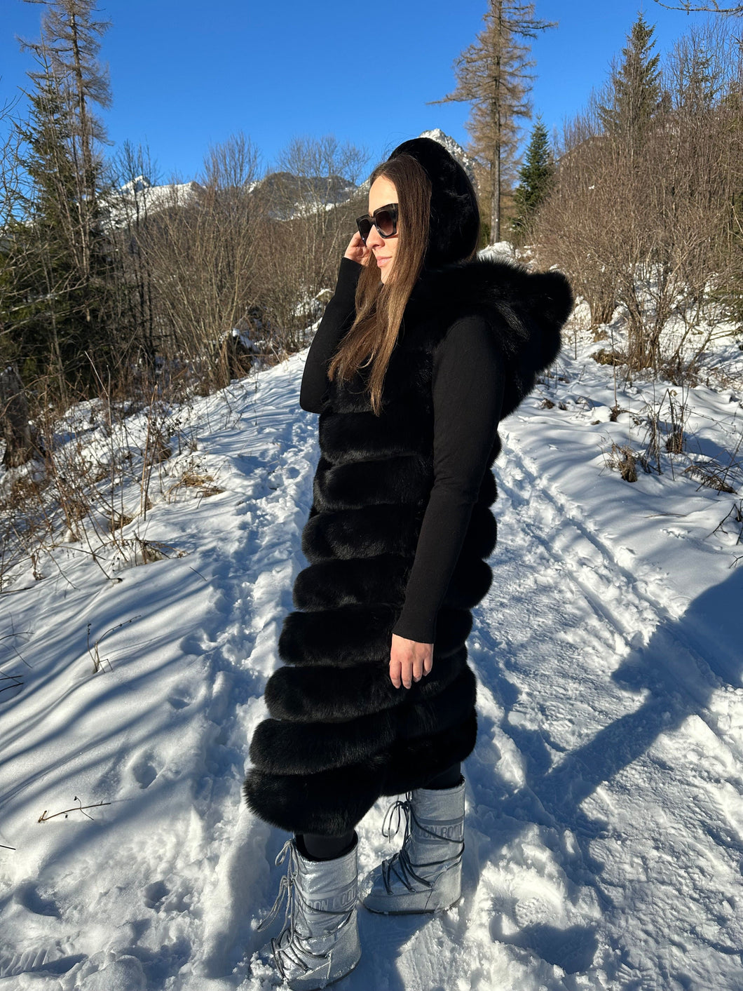 Dámska dlhá pravá kožušinová vesta z líšky 