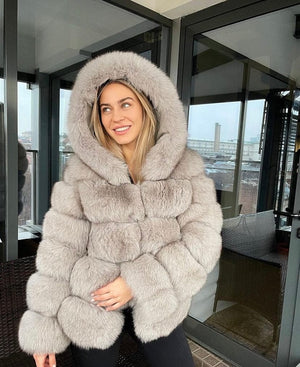 Dámsky hustý pravý kožušok s kapucňou “NAILA” Topkozuchy.sk