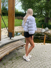 Načítať obrázok do zobrazovača galérie, Dámsky pravý kožuch z líšky SWEETGIRL Dámsky kožuch líška Topkozuchy.sk
