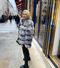 Načítať obrázok do zobrazovača galérie, Dámsky pravý kožuch z líšky “TALY” Topkožuchy.sk
