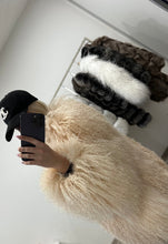 Načítať obrázok do zobrazovača galérie, Dámsky pravý mongolský kožušinový kabát “RUE” Topkožuchy.sk
