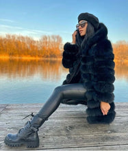 Načítať obrázok do zobrazovača galérie, Dámsky pravý kožuch z líšky s kapucňou 6v1 HOODY Clothing Topkozuchy.sk
